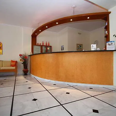 Santellini Hotel 3*