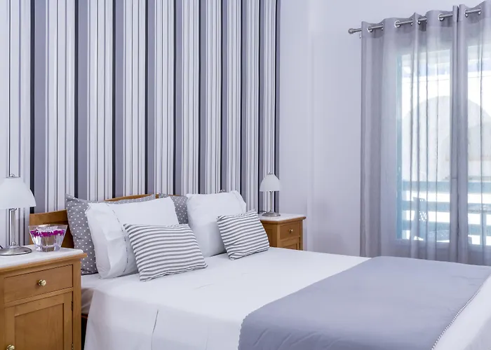 Hotel Santellini Kamari (Santorini)