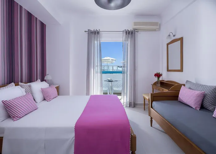 Hotel Santellini Kamari (Santorini)