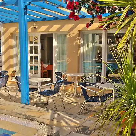 Santellini Hotel 3*
