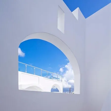 Santellini Hotel