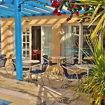 Santellini Hotel 3*