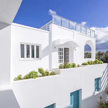 Santellini Hotel